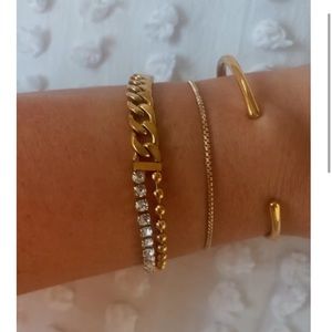Gold and Diamond bracelet